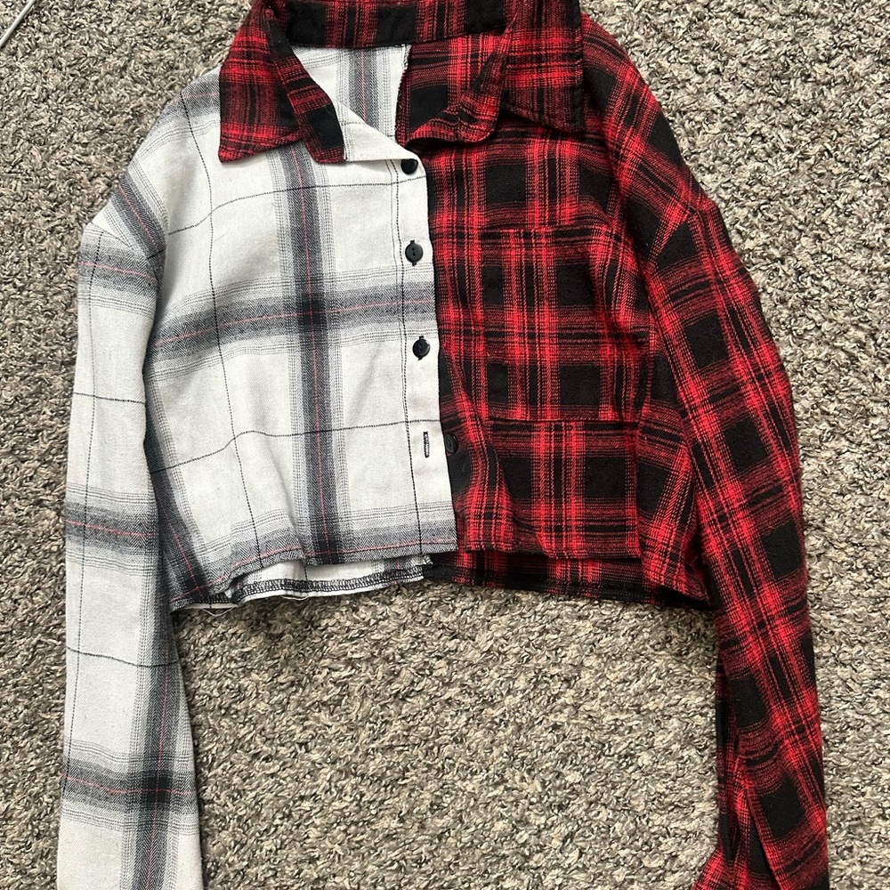 Red and White Plaid Cropped Shirt